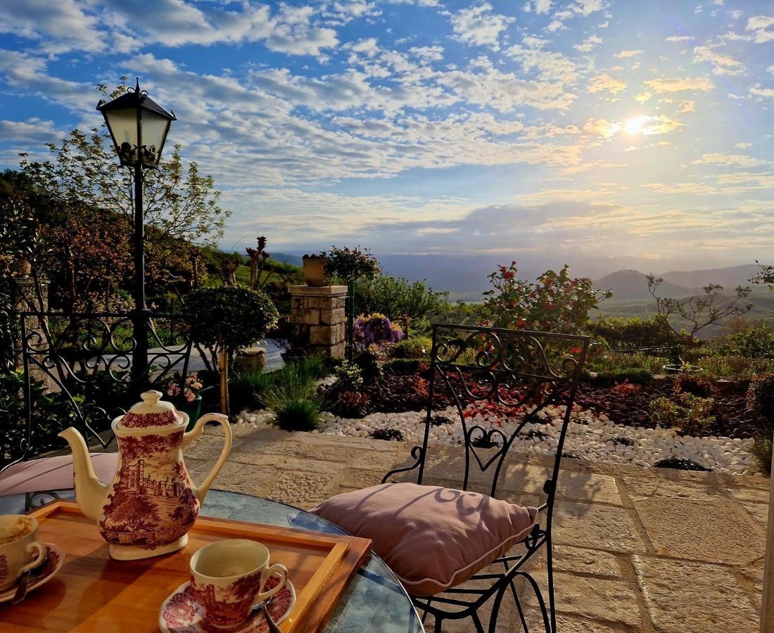 Apartment Cristina With Stunning View Vizinada Bagian luar foto